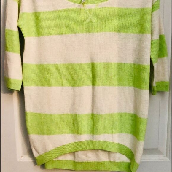 Women’s lime green and white striped Aeropostale - Picture 2 of 4